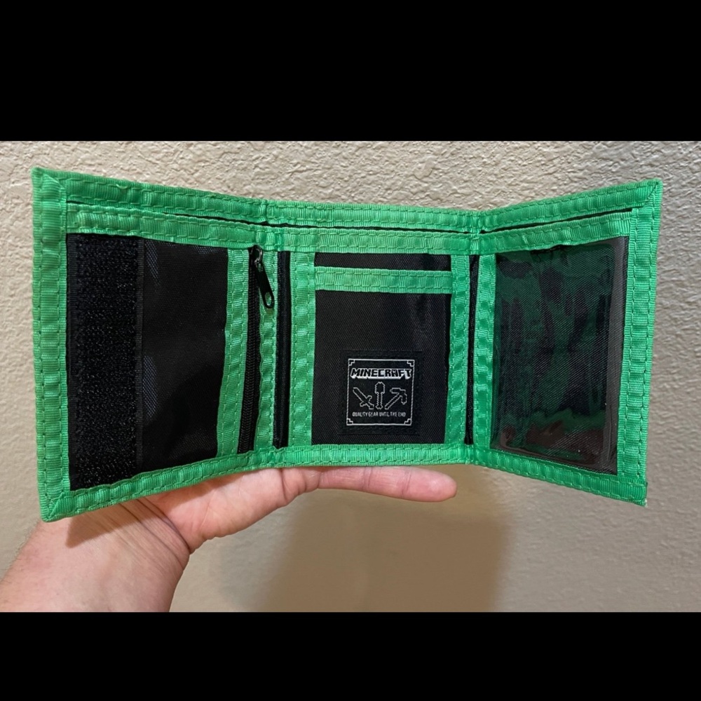 SOLD Minecraft Wallet - Picture 7 of 8